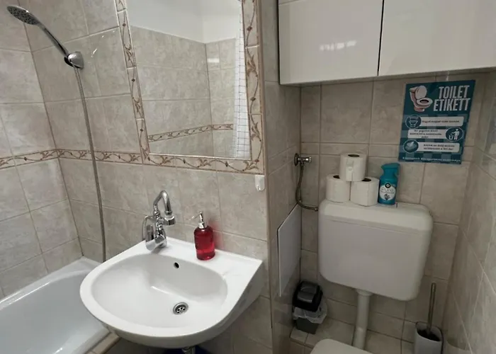 Renapartman Apartament Beci